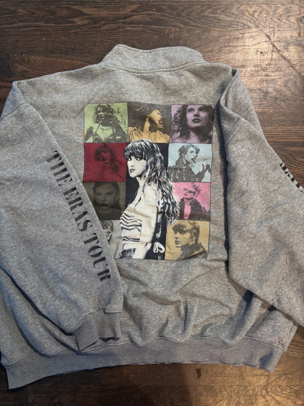 Official Taylor Swift merchandise The Eras Tour quarter zip 2XL